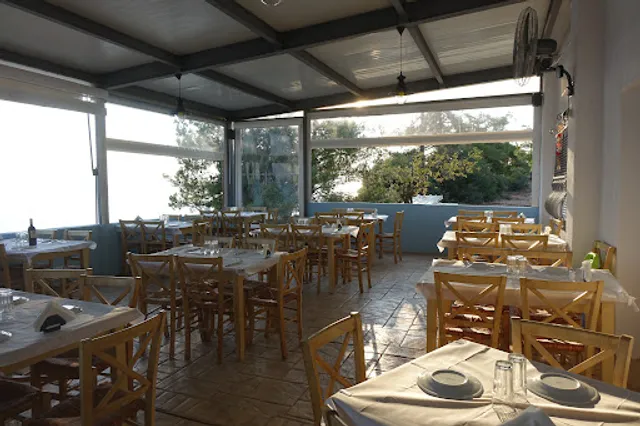 Στο Βράχο - Sto Vraho