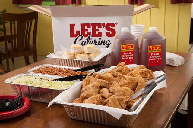 Lee's Famous Recipe Chicken