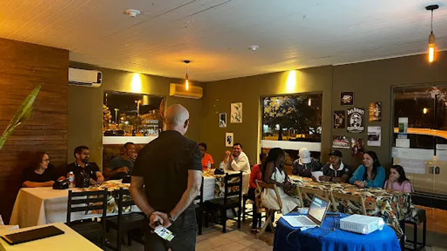 Restrô Restaurante & Hamburgueria