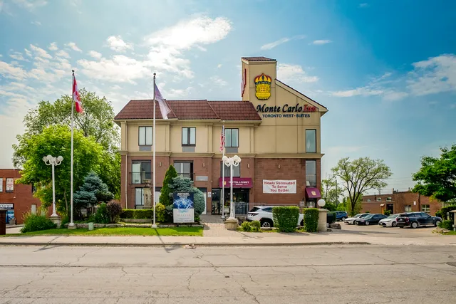 Monte Carlo Inns - Toronto West Suites