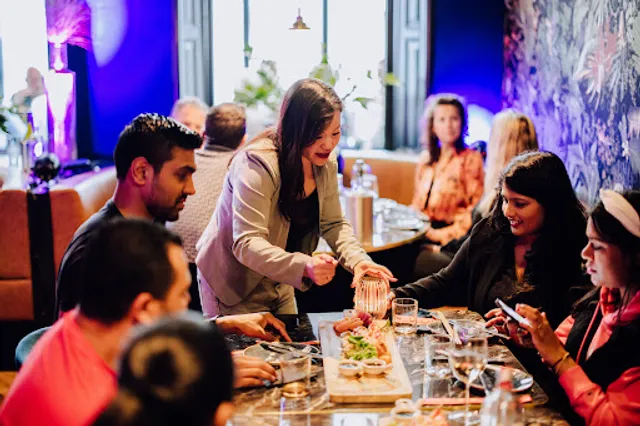 Asian Fusion Restaurant De Mandarin