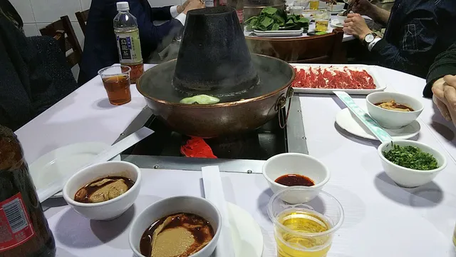 Shuangyeju Reqi Mutton