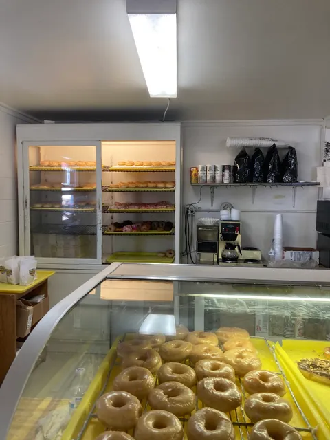 Paulie's Donuts