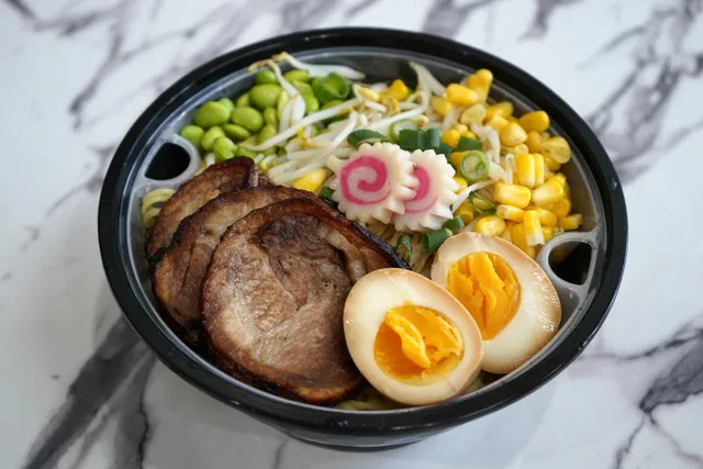 Minaya Ramen & Poke Bar