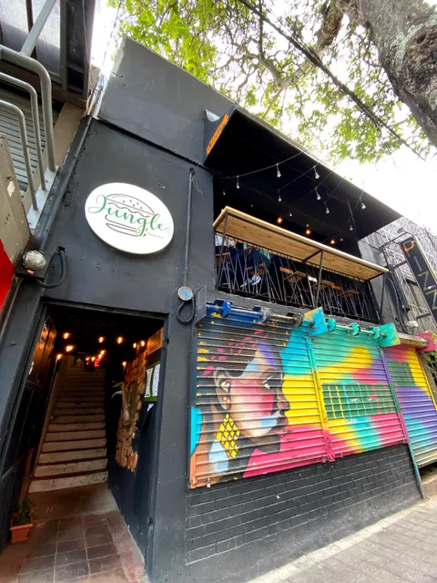 Jungle Burger Bar