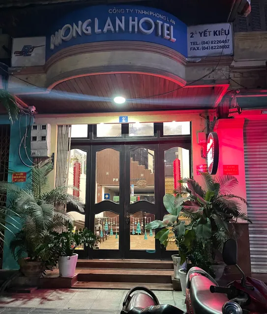 Phong Lan Hotel