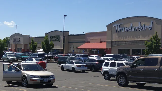 Town Center, Klamath Falls