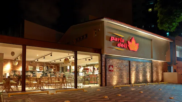 Parla Deli