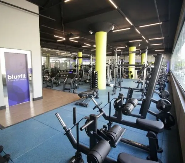 Academia BlueFit Centro 1