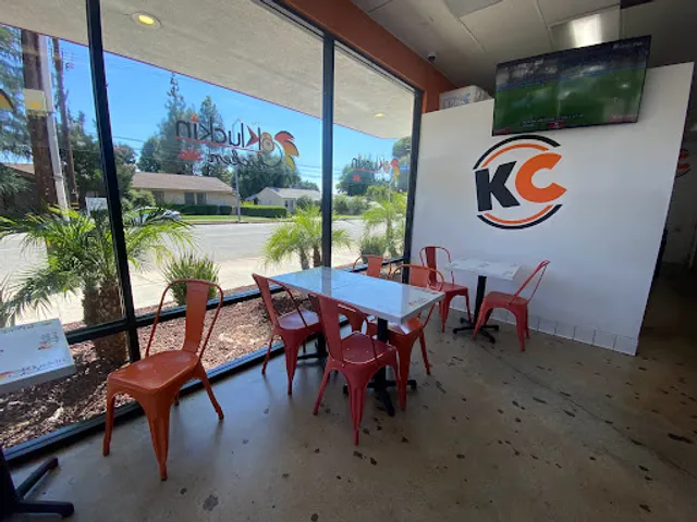 The Kluckin’ Chicken - Reseda