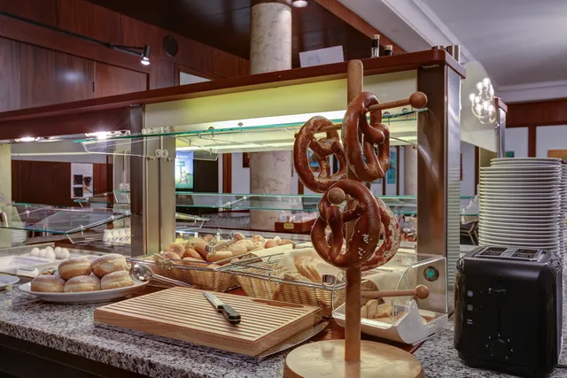 City Partner Augusta Hotel