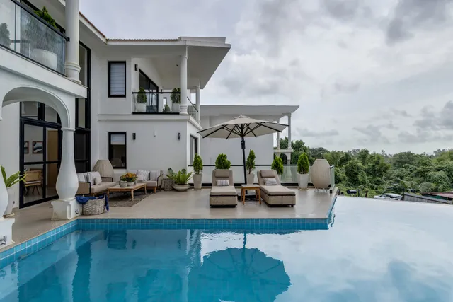 Rainforest Luxury Villas