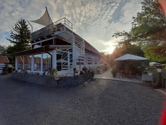 BellaBadacsony Vendégháza