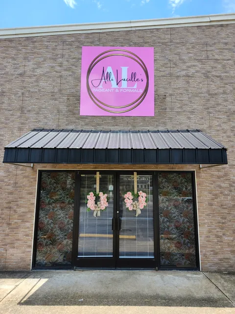 Alli Lucille’s Pageant & Formals