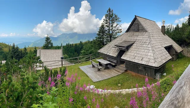 Koča Zlatorog - Fairytale on Velika planina