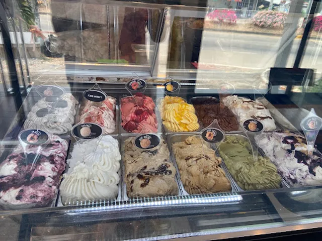 Romeo Gelato and Coffee โรมิโอ เชียงใหม่