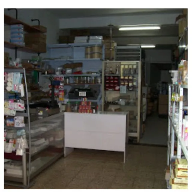 Comercial Prado (Ceferino Prado)