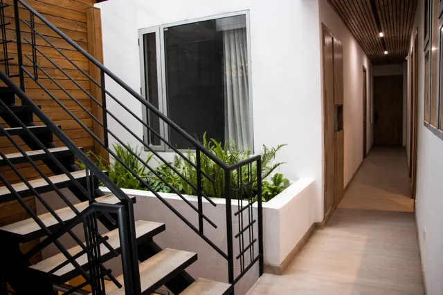 Zenia 70 Living & Suites