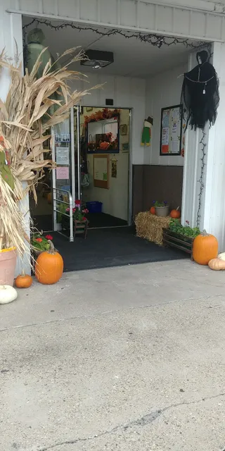 Helping Hands Resale Shoppe (Canton)