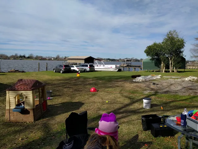 H J Bergeron Pecan Shelling