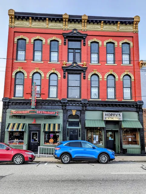 Hoppy's Guns, Grub & Sporting Goods