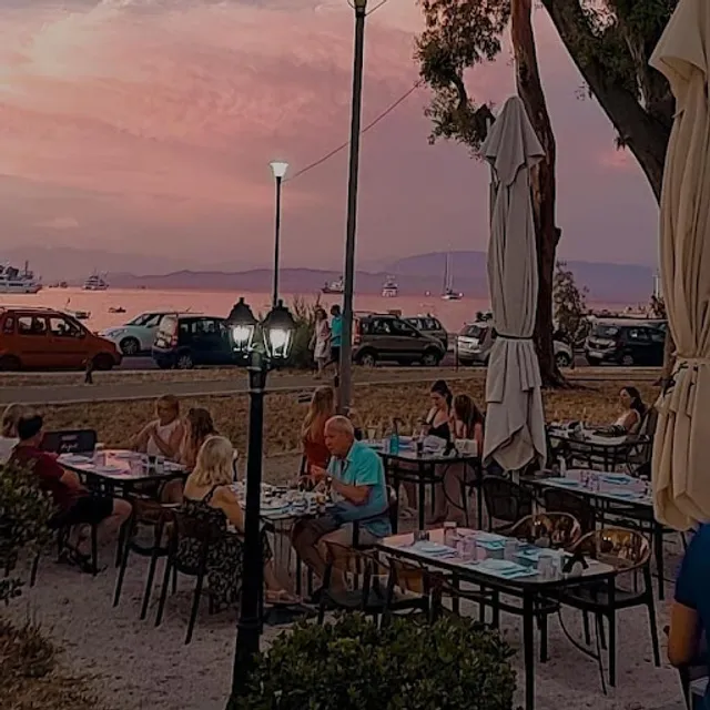 Tesoro Mio Bistro Wine Bar