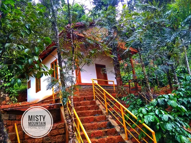 Misty Mountain Manor Homestay