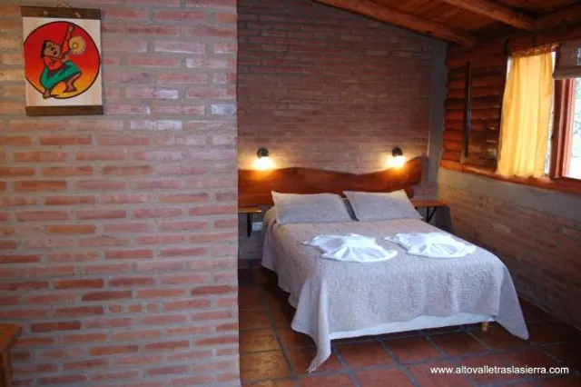 ALTO VALLE CABAÑAS DE MONTAÑA - MINA CLAVERO