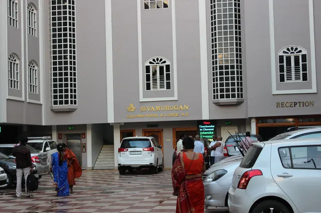 Sivamurugan Lodging