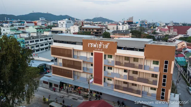 Safe-house Nakhonsawan