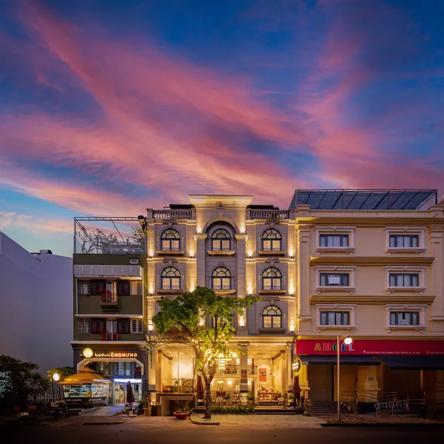 Golden Star Apartment