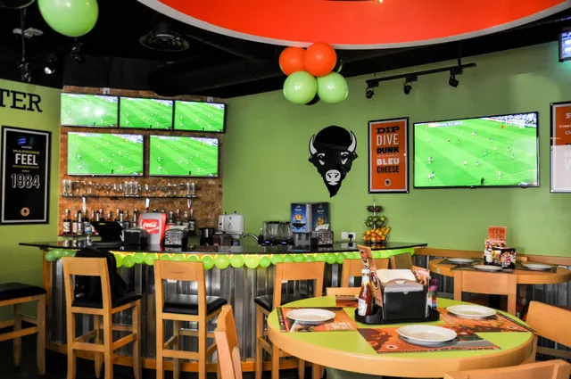 Buffalo Wings & Rings - Sari Street | بافلو وينجز آند رينجز