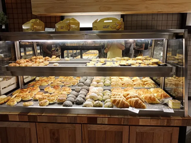 Bread History (Gurney Plaza)