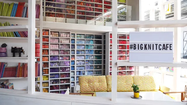 Bigknit Cafe