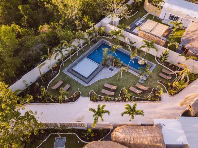 Halamanan Residences