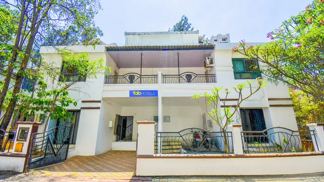 FabHotel The Star Heaven