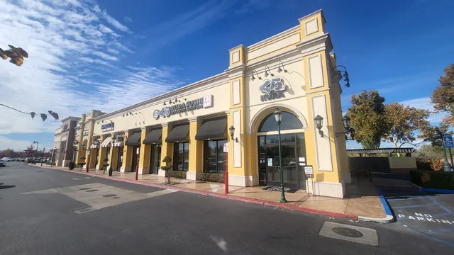 Kura Revolving Sushi Bar