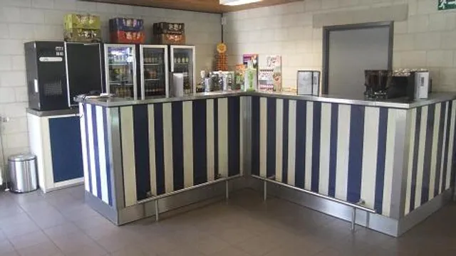 Cafétéria de la piscine de la Spetz