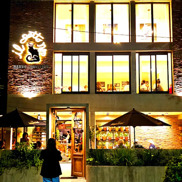 Il Gatto Nero | Pizzería Napoletana