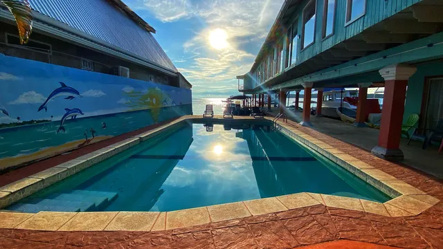 Hotel Restaurante El Delfín S.A.