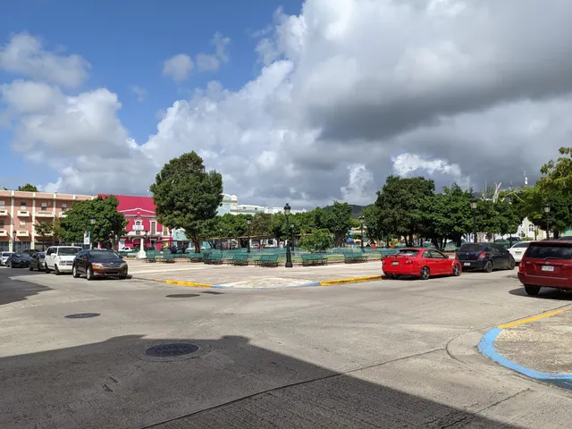 Centro Electrónico Guayama