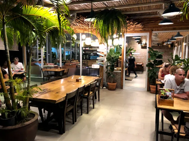 WeCafe - Rawai ~ “Salad | Coffee | Family”