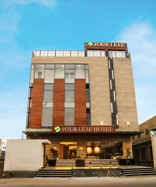 Four Leaf Hotel, Kasganj