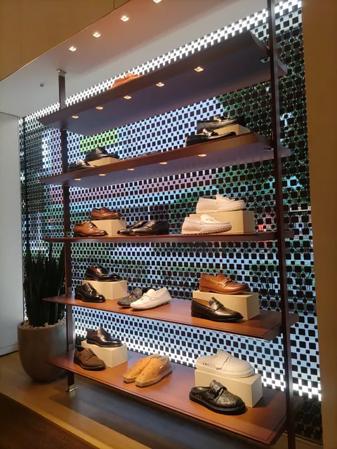 ルイ･ヴィトン 阪急メンズ店