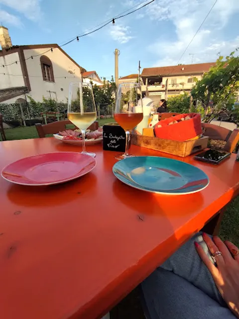 La Bodeguita Del Vino