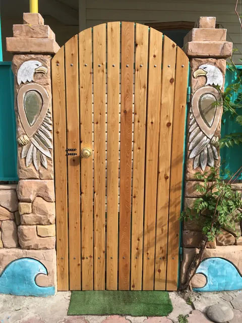 Gostevoy Dom Semeynyy