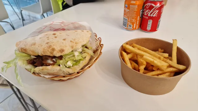 Bella Italia pizza & kebab House