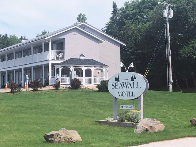Seawall Motel and TideWatch Suites
