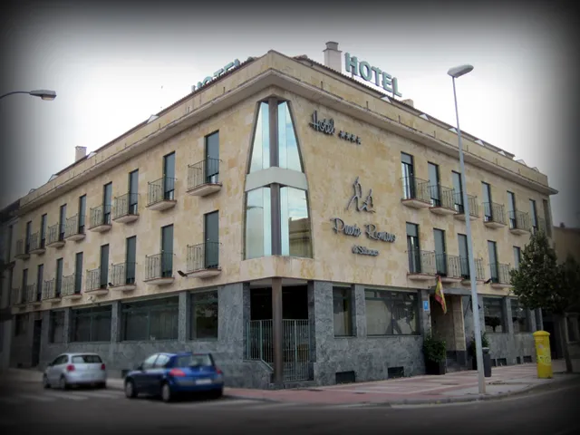 Hotel ELE Puente Romano