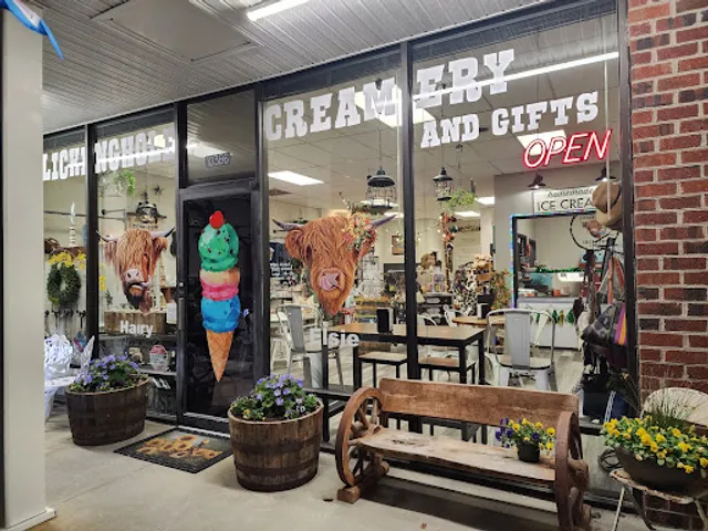 Lickinghole Creamery & Gifts